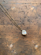 Lade das Bild in den Galerie-Viewer, Anhänger Barockperle