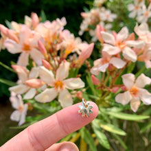 Lade das Bild in den Galerie-Viewer, Anhänger SUNSHINE