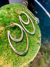 Lade das Bild in den Galerie-Viewer, Ohrringe TORY