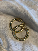 Lade das Bild in den Galerie-Viewer, Creolen Celia