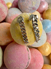 Lade das Bild in den Galerie-Viewer, Panzerkettenohrringe PAULA