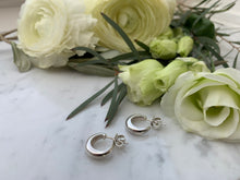 Lade das Bild in den Galerie-Viewer, Mini-Creolen ANICA