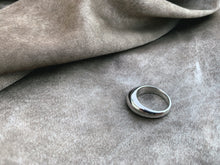 Lade das Bild in den Galerie-Viewer, Ring ELISE - Weißgold