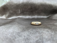 Lade das Bild in den Galerie-Viewer, Diamant im Navetteschliff für Ring ELISE