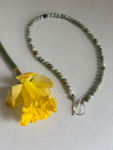 Lade das Bild in den Galerie-Viewer, Jade Kette

